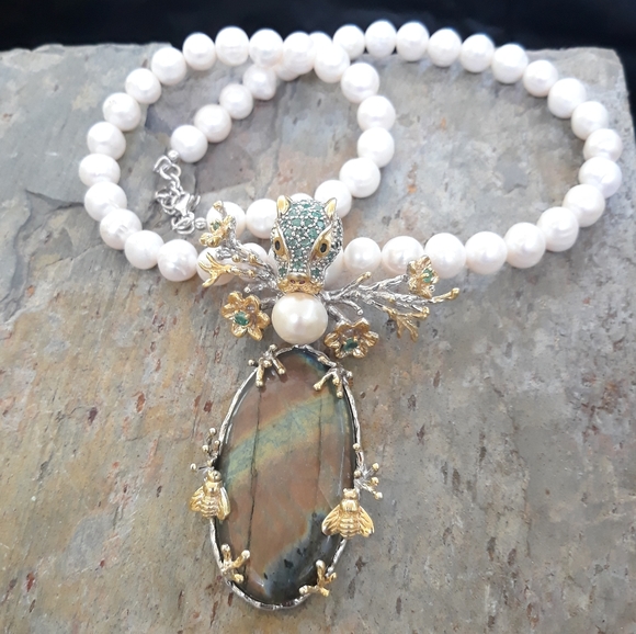 Handcrafted Rainbow Labradorite and Pearl Necklace - Picture 17 of 17